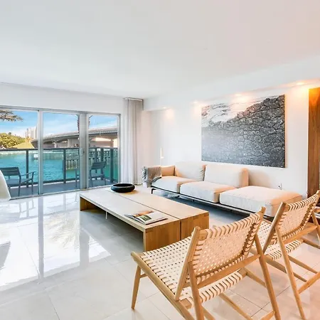 Beach Haus Bal Harbour Aparthotel Quarto foto
